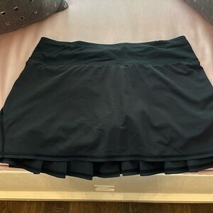 Lululemon circuit breaker skirt